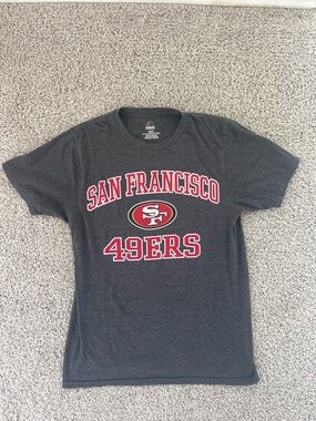 San Francisco 49ers Graphic Tee
